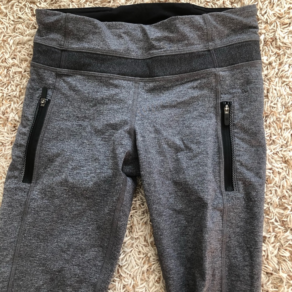 LULULEMON GREY LEGGINGS